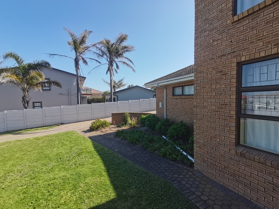 4 Bedroom Property for Sale in Bayview Western Cape